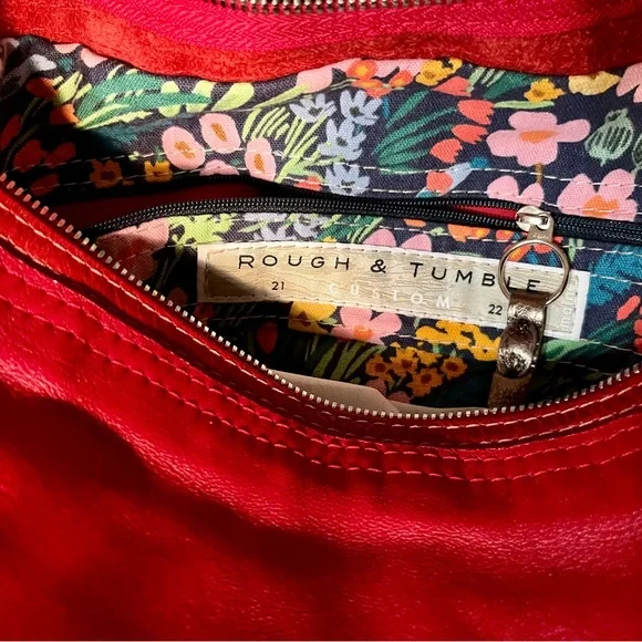 SOLD✨ Rough & Tumble Custom XL City Safari Hobo Red Cowhide Leather - Picture 4 of 6